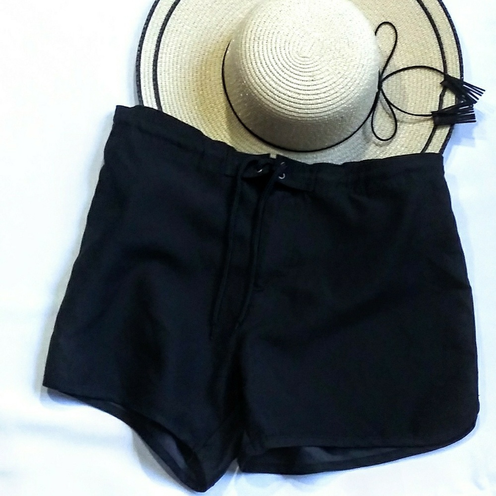 Catalina black swim trunks wms M 8-10 **SALE**